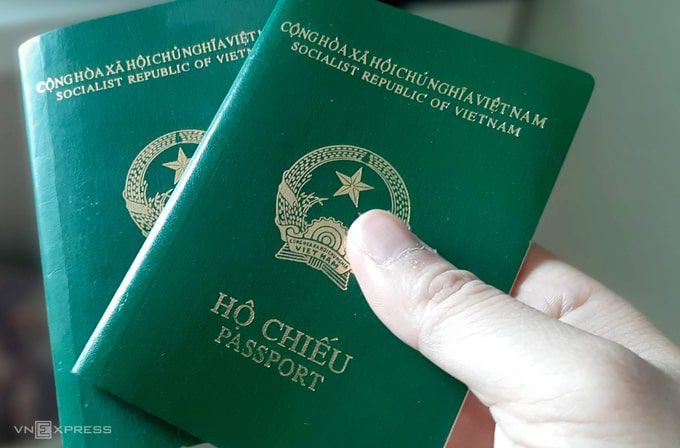  Điều kiện để được nhập quốc tịch Việt Nam